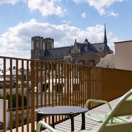 Les Suites 7 Anges - Parking, Vue Cathedrale & Centre Historique Reims Eksteriør bilde