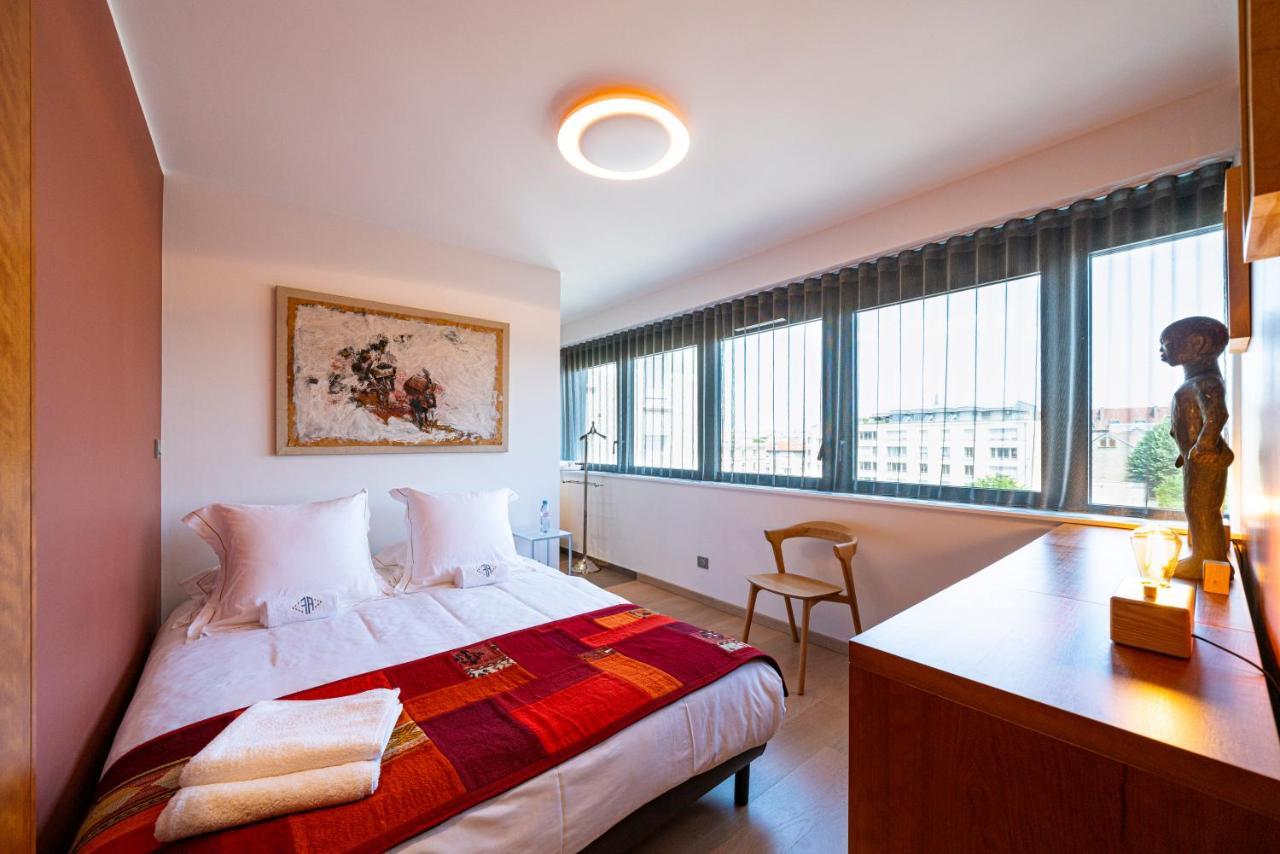 Les Suites 7 Anges - Parking, Vue Cathedrale & Centre Historique Reims Eksteriør bilde