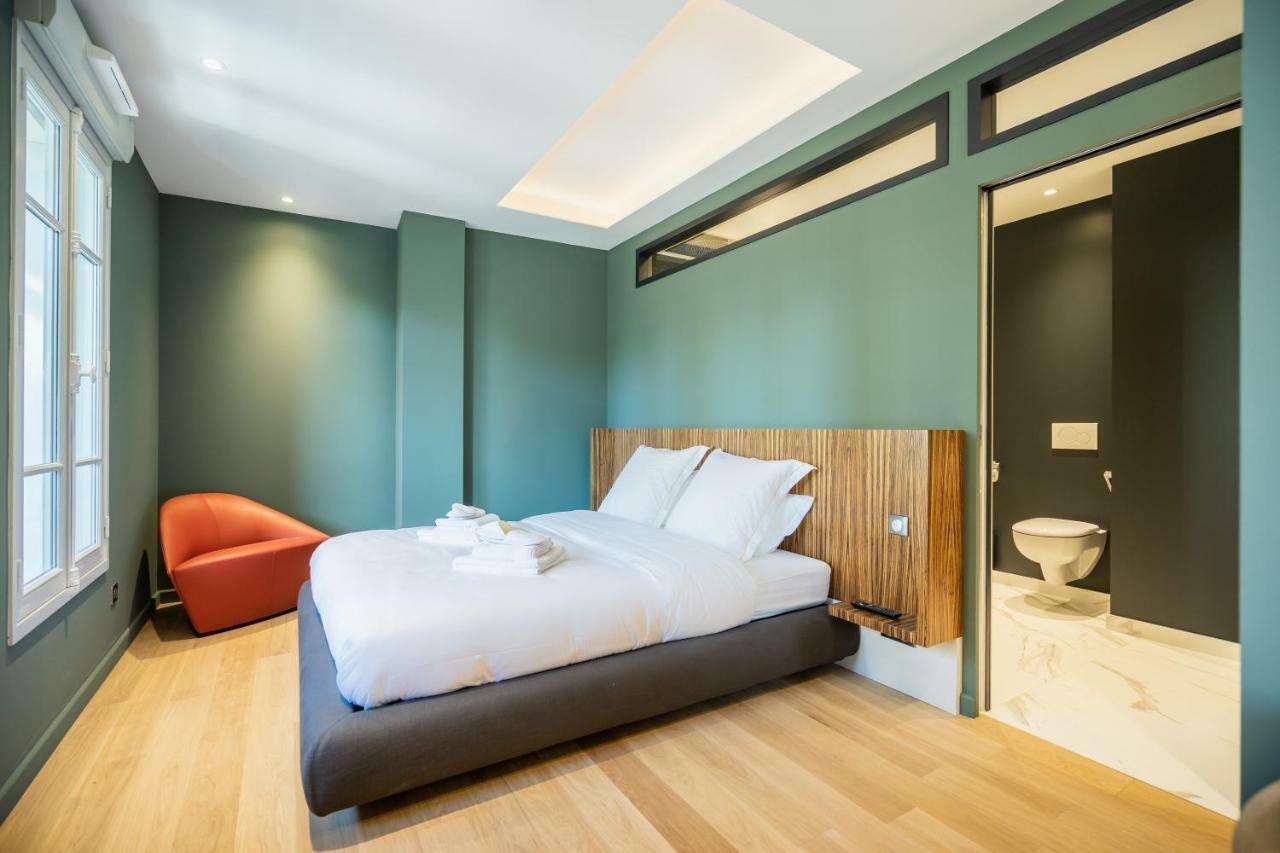 Les Suites 7 Anges - Parking, Vue Cathedrale & Centre Historique Reims Eksteriør bilde
